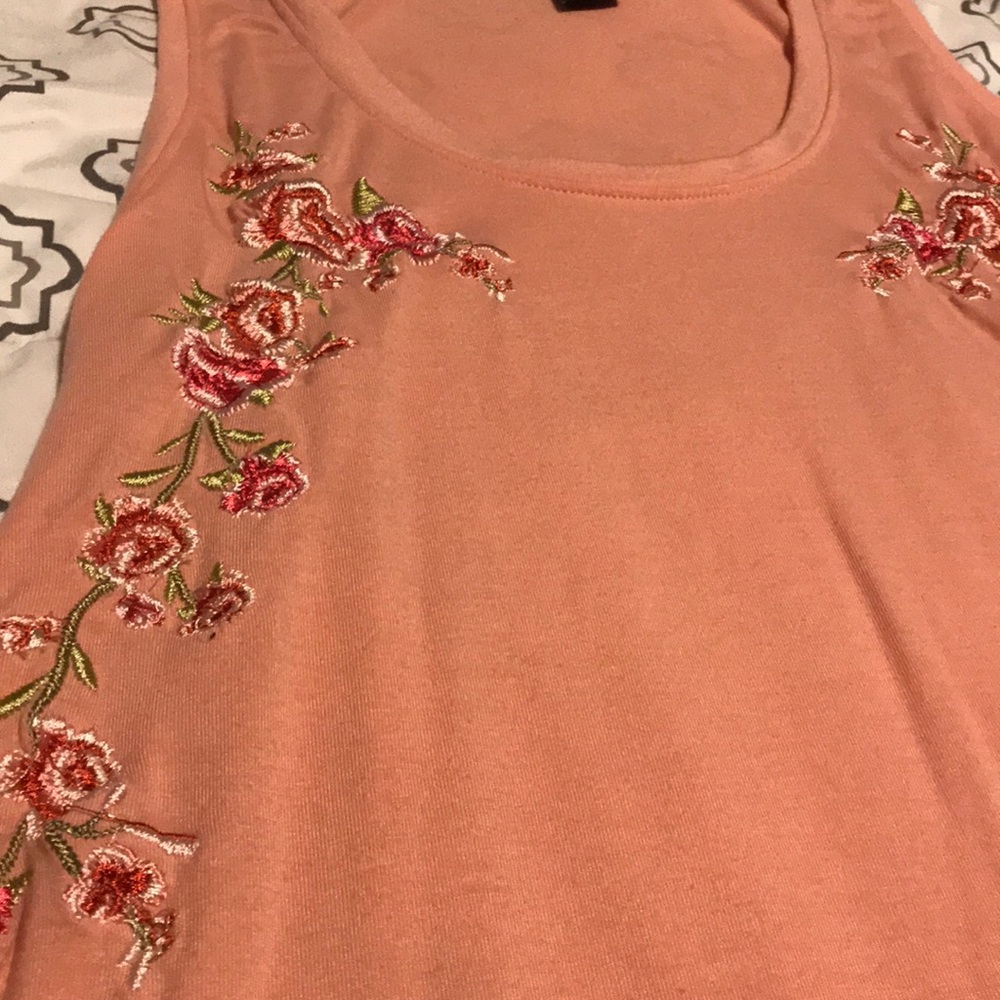 Tank top - Picture 3 of 4